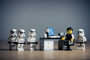 Come trovare nuovi clienti con la presenza aziendale online